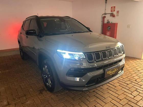 JEEP COMPASS 1.3 T270 TURBO FLEX LONGITUDE AT6
